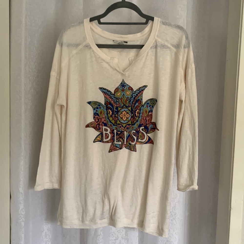 LUCKY LOTUS Long Sleeve T-Shirt Top Sz: XL